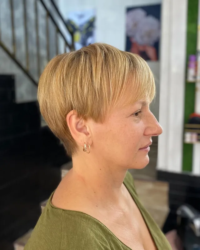 Pixie cut